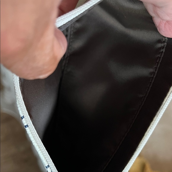 🔥EUC Dooney and Bourke Greta Slim Coated White Canvas Wristlet Clutch - Picture 8 of 11